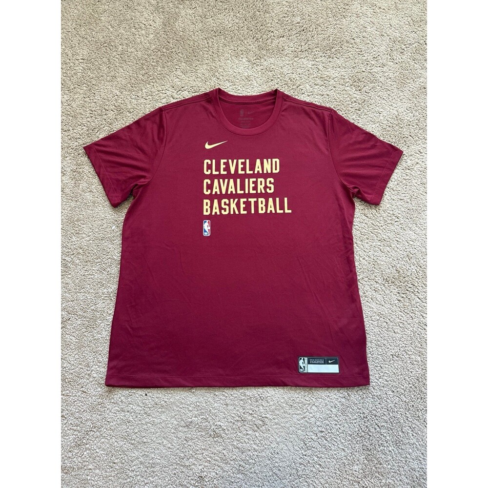 Cleveland Cavaliers Nike Dri-Fit Men’s NBA Warmup Tee Size XL